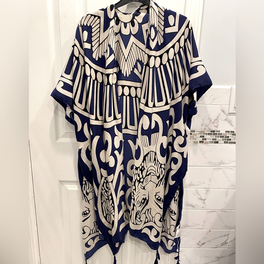 La Moda beach coverup